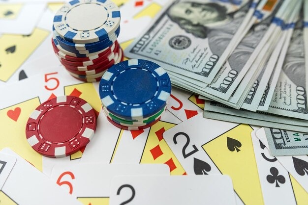Teen Patti three-card comparison game